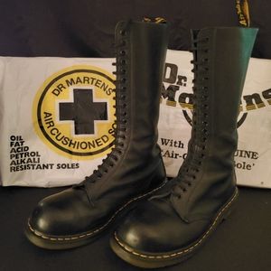 Dr. Martens 1942 20 Eyelet Steel Toe Boots 12US